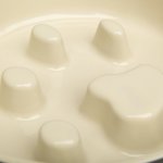 Scruffs Icon Slow Feeder Cream Bowl 20cm